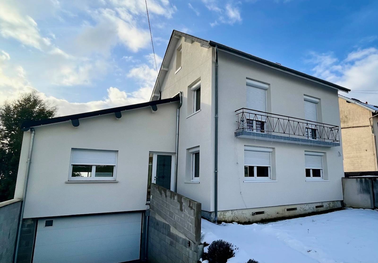 A Rouen et sa région, L'entreprise Fouché redonne vie aux façades : protection durable, finitions soignées, patrimoine valorisé.