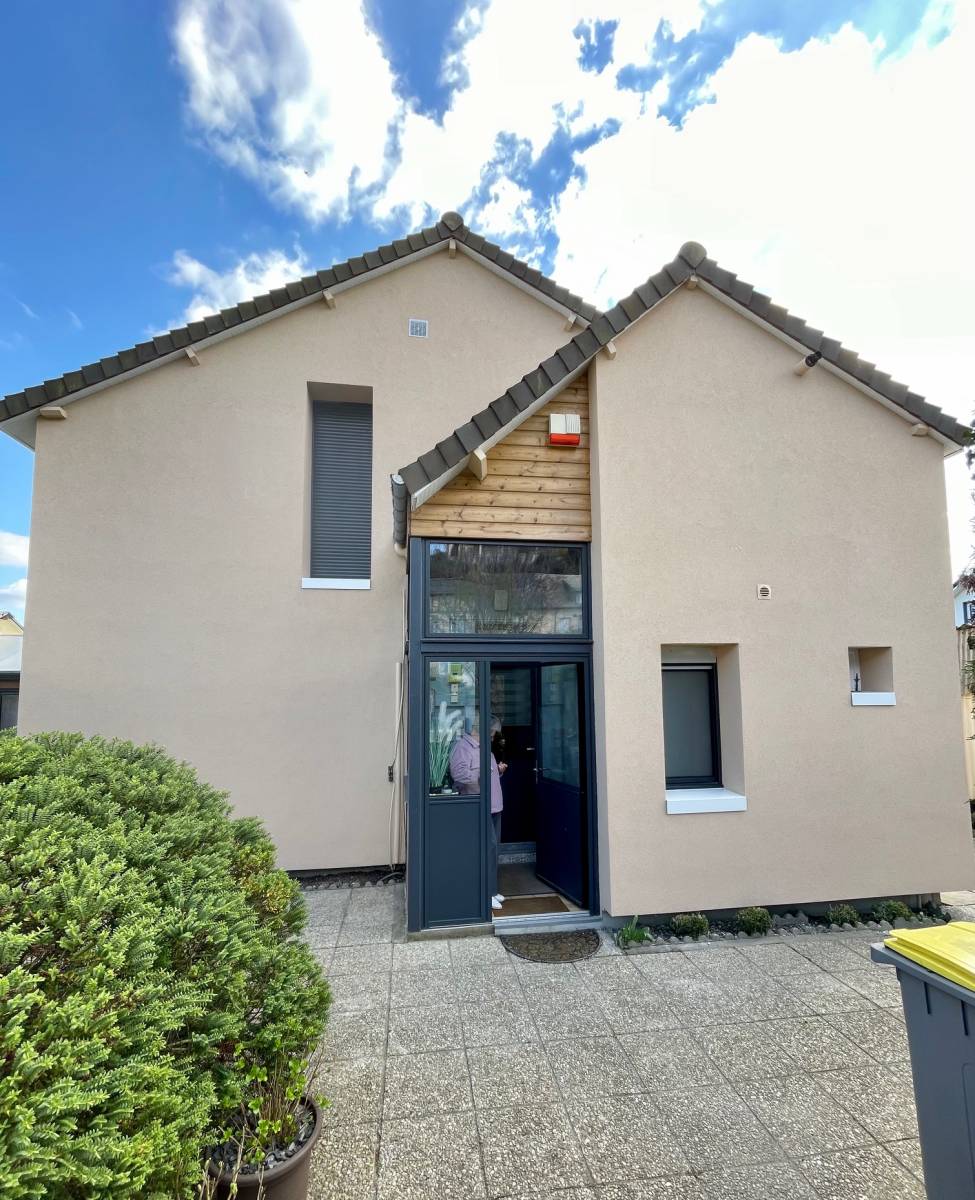 Votre Isolation Thermique Extérieure à Rouen et sa région : Faites appel à l'entreprise Peinture Fouché, certifiée Qualibat RGE