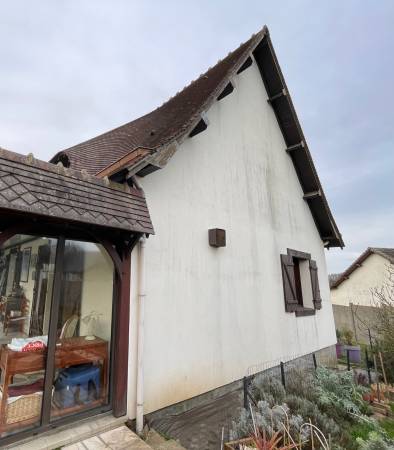 Rejointoiement de façades en briques et en pierres